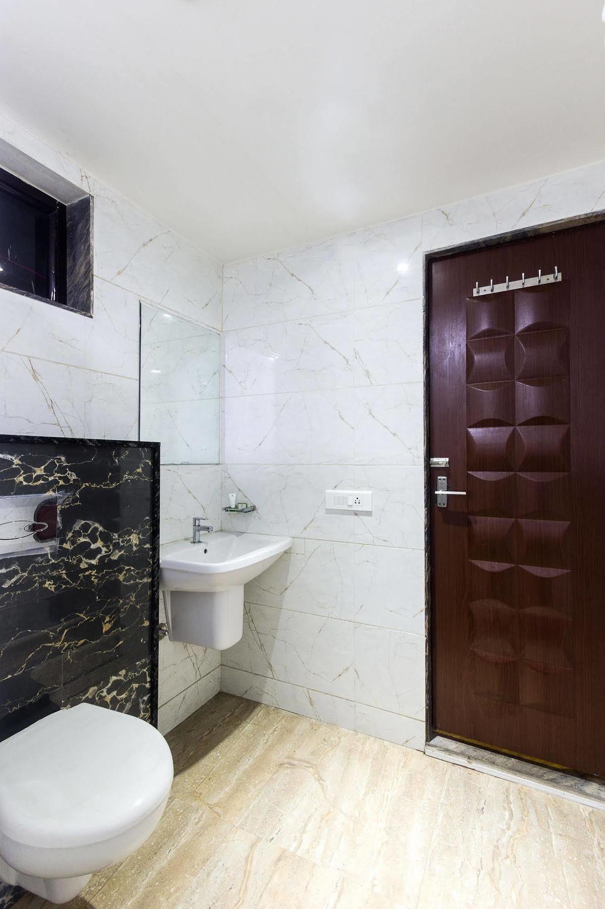 Treebo Shivani Indore Exterior foto